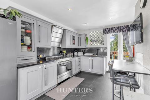 2 bedroom terraced house for sale, Easby Road, Middleton M24
