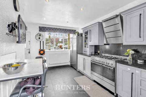 2 bedroom terraced house for sale, Easby Road, Middleton M24