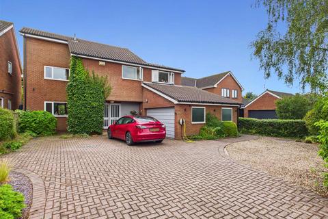 4 bedroom detached house for sale, Stockbridge Road, Elloughton