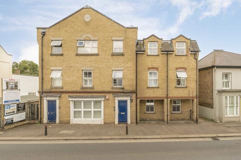 Thames Street, Hampton TW12