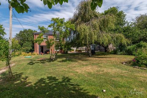 4 bedroom semi-detached house for sale, Calbourne, Newport