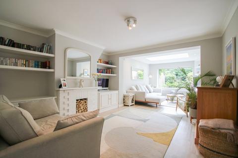 4 bedroom semi-detached house for sale, Barkham Road, Wokingham, RG41