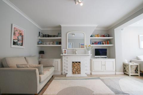 4 bedroom semi-detached house for sale, Barkham Road, Wokingham, RG41