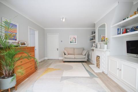 4 bedroom semi-detached house for sale, Barkham Road, Wokingham, RG41