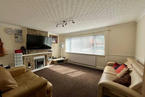 3 bedroom end of terrace house for sale, Southdown Drive, Thurmaston LE4