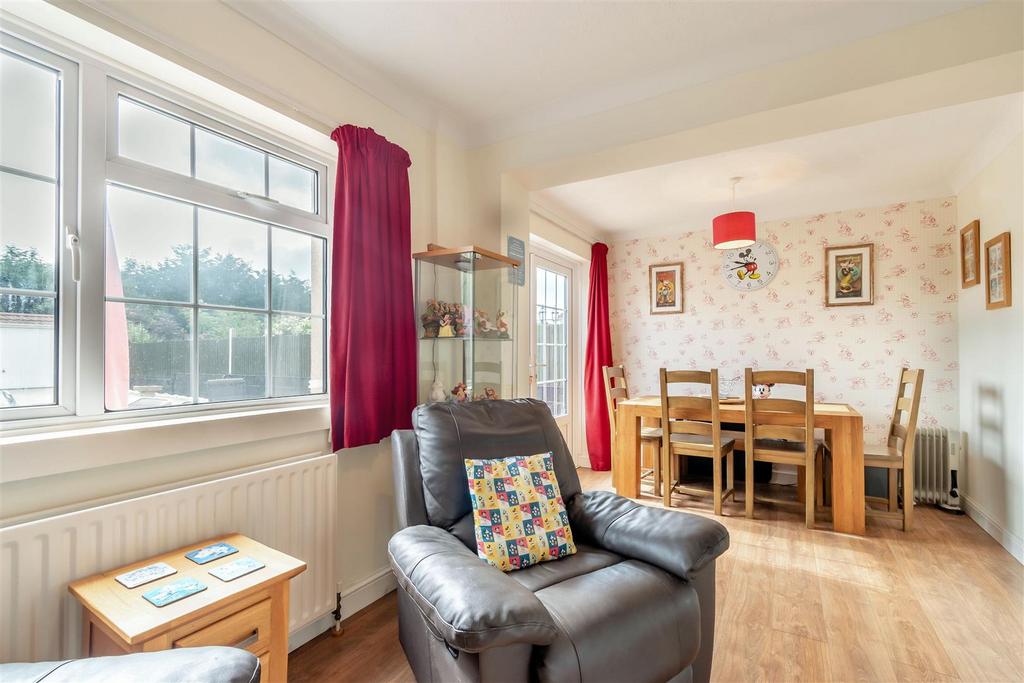 8657953-interior02.jpg