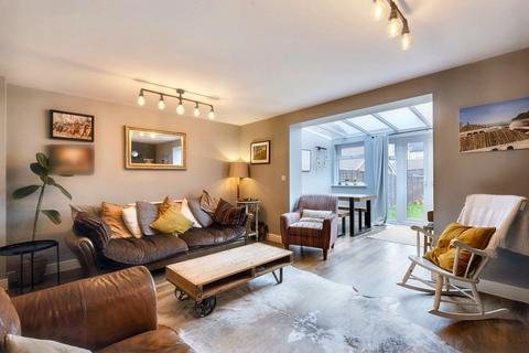 4 bedroom semi-detached house for sale, Edmett Way, Maidstone, ME17