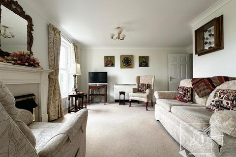 2 bedroom retirement property to rent, Glen View, Gravesend