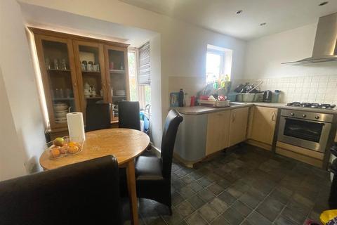 14 Abbey Way, Hull, HU5 1DA