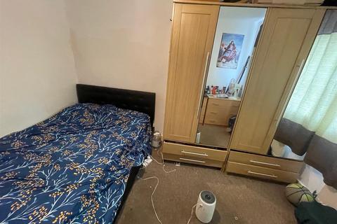 14 Abbey Way, Hull, HU5 1DA