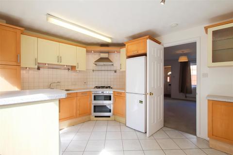2 bedroom terraced house to rent, The Lynx, Cambridge CB1