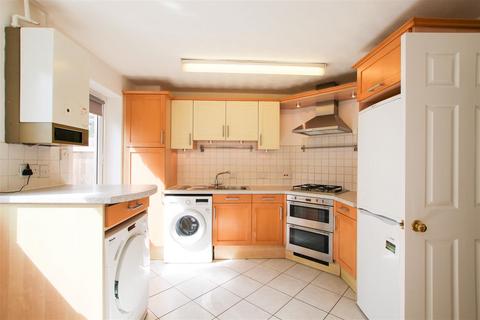 2 bedroom terraced house to rent, The Lynx, Cambridge CB1