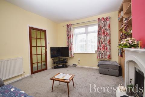 2 bedroom terraced house for sale, Valence Circus, Dagenham, RM8