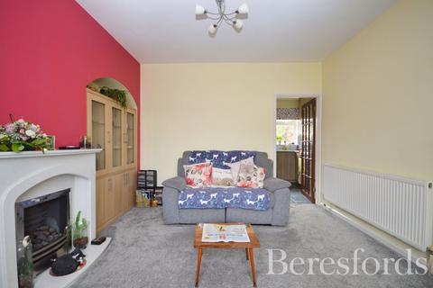 2 bedroom terraced house for sale, Valence Circus, Dagenham, RM8