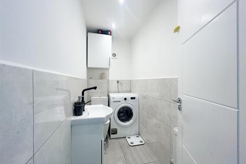3 bedroom townhouse for sale, Stage Street, Manchester