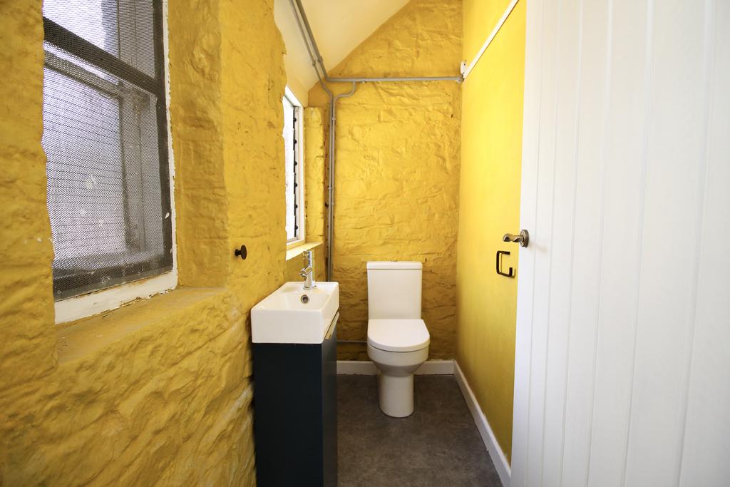 Groundfloor WC