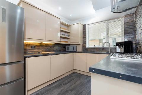3 bedroom semi-detached house for sale, Cathcart, Glasgow G44