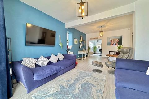 3 bedroom semi-detached house for sale, Carmarthen Road, Fforestfach, Swansea, City And County of Swansea.