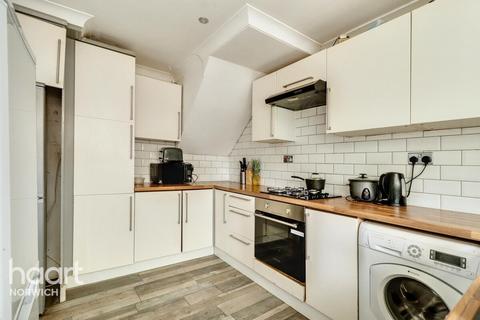 3 bedroom end of terrace house for sale, Byfield Court, Norwich