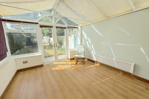 55 West Road, Cardiff, CF14 2FT