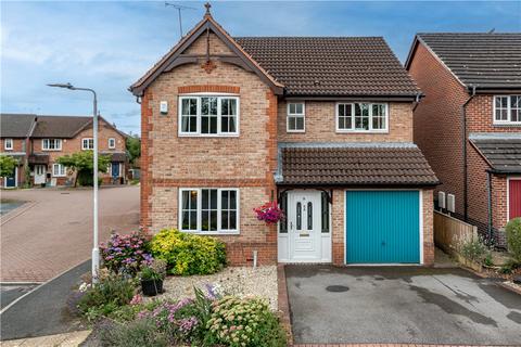 4 bedroom detached house for sale, Chestnut Drive, Leeds, West Yorkshire, LS16