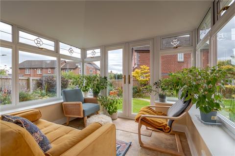 4 bedroom detached house for sale, Chestnut Drive, Leeds, West Yorkshire, LS16