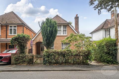 undefined, Kings Road, Alton, Hampshire, GU34