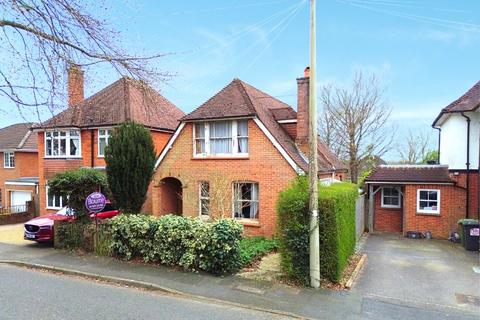 undefined, Kings Road, Alton, Hampshire, GU34