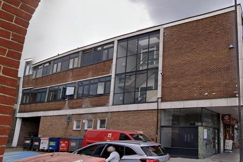 1 bedroom flat to rent, Reston House, Western Road, Romford