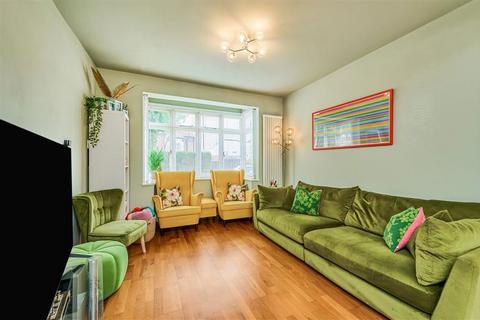64 The Heights, London, SE7 8JH