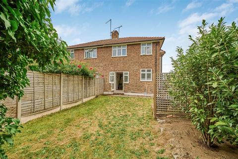 64 The Heights, London, SE7 8JH