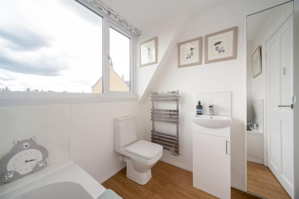 15 Arbour Close 1775-16.jpg