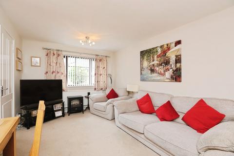 2 bedroom end of terrace house for sale, Bishops Close, Maidstone ME18