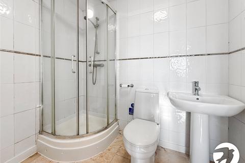 2 bedroom flat to rent, Bower Terrace, Maidstone, Kent, ME16