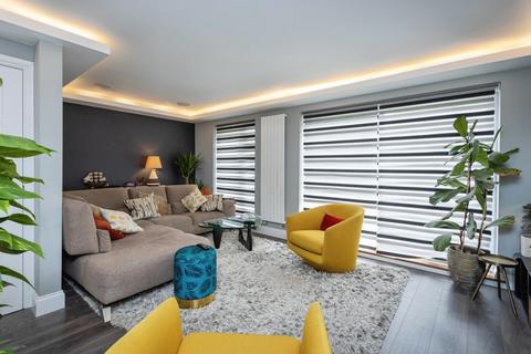 undefined, Redleaf Close, Kent TN2
