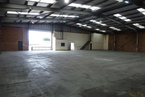 Warehouse to rent, Leamore Ln Walsall WS2 7BZ
