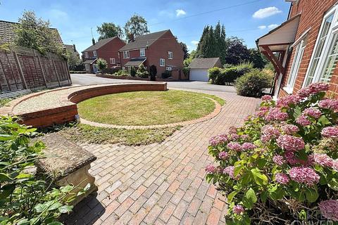 undefined, Wakes Close, Dunton Bassett, LE17