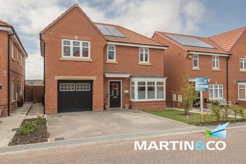4 bedroom detached house for sale, Elm Crescent, Wakefield WF3