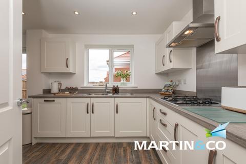 4 bedroom detached house for sale, Elm Crescent, Wakefield WF3