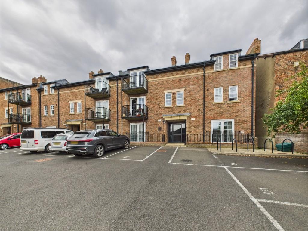 Cam01835 g0 pr0267 still014