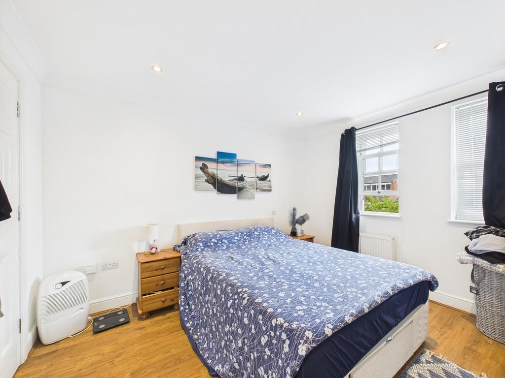 Cam01835 g0 pr0267 still011