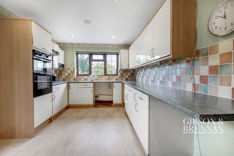 undefined, Minton Heights, Rochford, SS4