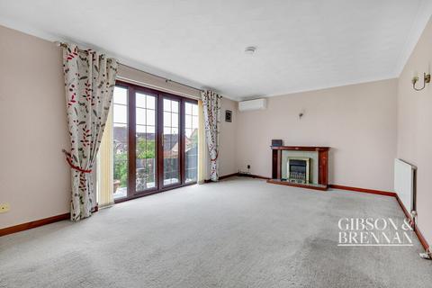 undefined, Minton Heights, Rochford, SS4