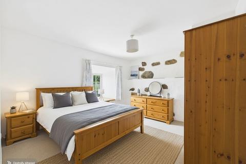 undefined, Nr Cadgwith