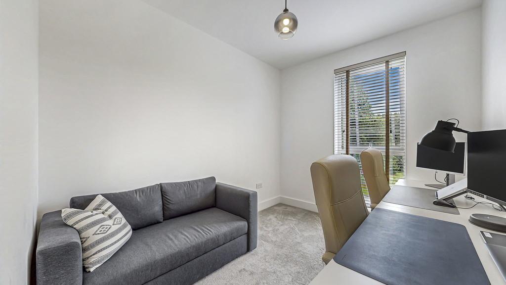 36-web-or-mls-50 School Drive Flat 1.4 35