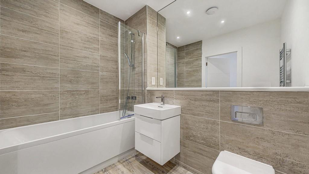 46-web-or-mls-50 School Drive Flat 1.4 46
