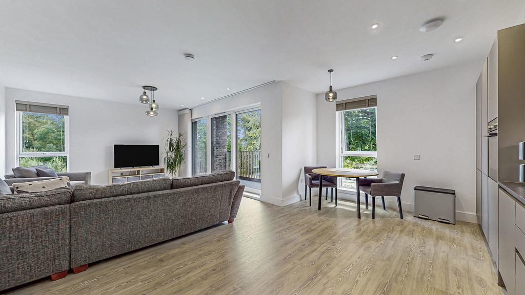 22-web-or-mls-50 School Drive Flat 1.4 33