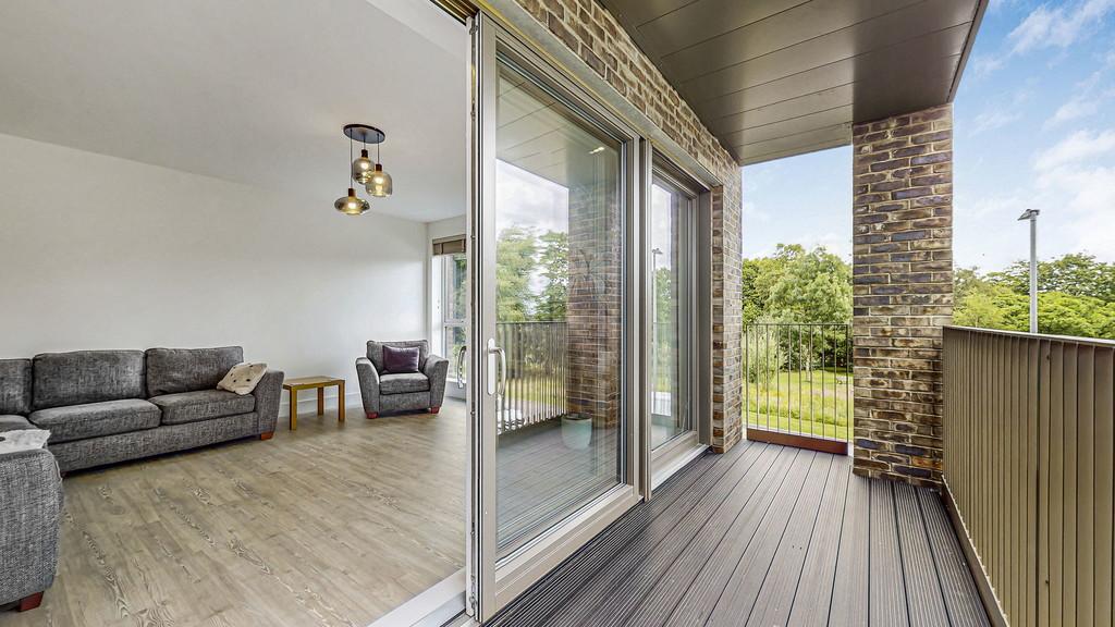 20-web-or-mls-50 School Drive Flat 1.4 26