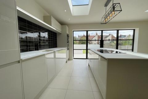 undefined, Axholme Road, Doncaster DN2