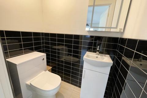 38 Axholme Road, Doncaster, DN2 4AW